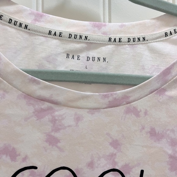 Rae Dunn “Cool Mom” Tee - Picture 2 of 3